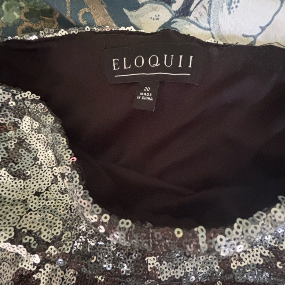 Eloquii Stretch Sequin Skirt Silver 20W - Picture 5 of 5